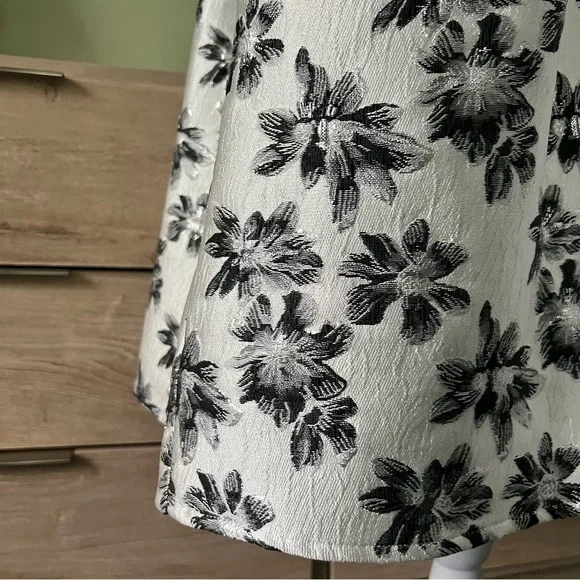 Metallic Silver & Black Flower Brocade Fabric Shimmery Fancy Cupcake Skirt Sz L